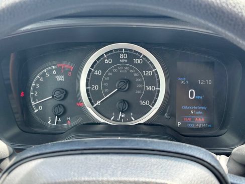 Used 2021 Toyota Corolla LE FWD image 28
