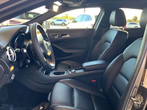 Used 2019 Mercedes-Benz GLA 250 4MATIC image 8