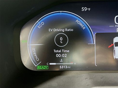 Used 2024 Toyota RAV4 Limited image 12