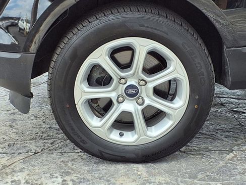 Used 2021 Ford EcoSport SE image 6