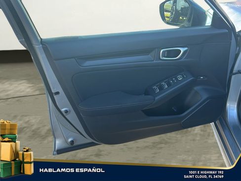 Used 2023 Honda Civic Sport image 12