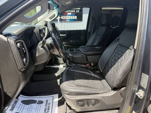 Used 2019 Chevrolet Silverado 1500 RST AWD/4WD image 12