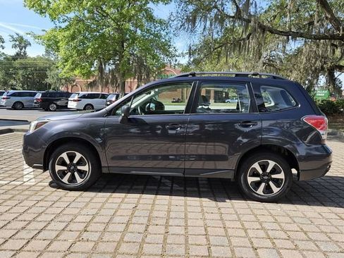 Used 2018 Subaru Forester 2.5i w/ Alloy Wheel Package AWD/4WD image 2