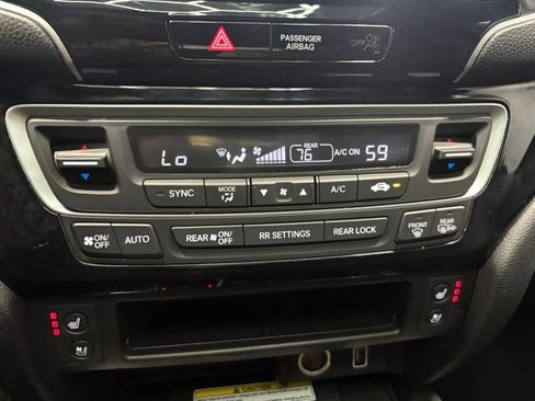 Used 2022 Honda Passport Elite image 12