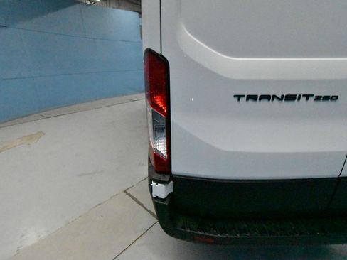 New 2026 Ford Transit 250 148 Medium Roof w/ Load Area Protection Package image 35
