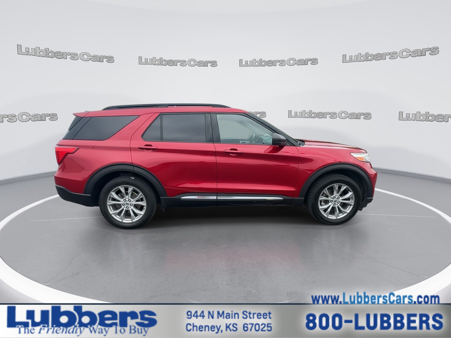 Used 2020 Ford Explorer XLT w/ Equipment Group 202A AWD/4WD image 9