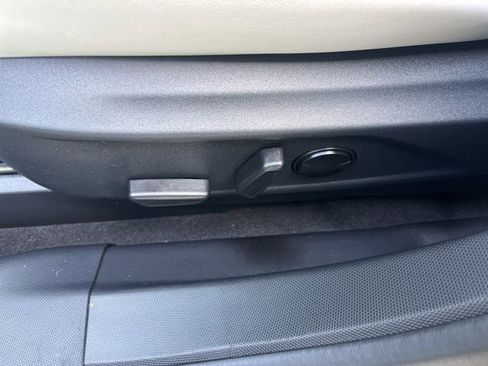 Used 2025 Ford Mustang Mach-E Premium image 41