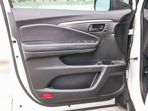 Used 2023 Honda Passport TrailSport image 22