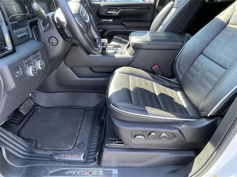 Certified 2023 GMC Sierra 1500 AT4X image 15