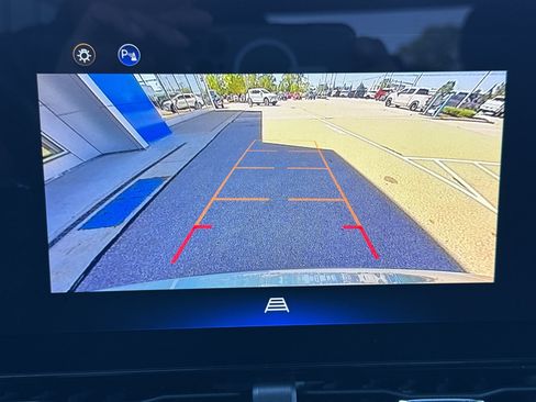 Used 2025 Chevrolet Equinox LT AWD/4WD image 27