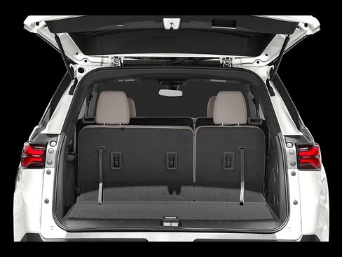 Used 2023 Chevrolet Traverse LS FWD image 41