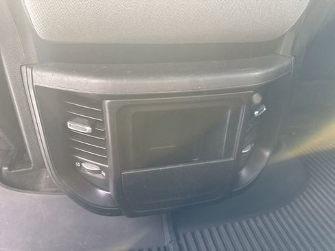 Used 2021 RAM 1500 Big Horn image 13