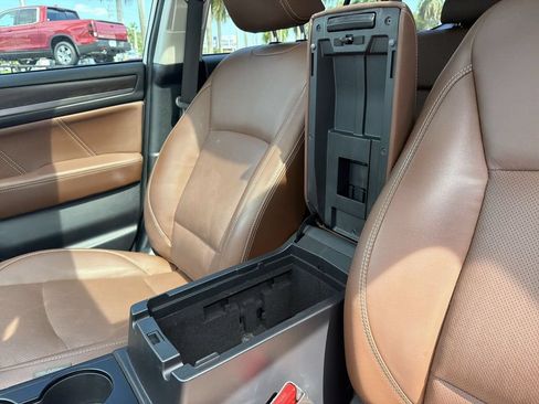 Used 2019 Subaru Outback 2.5i Touring AWD/4WD image 25