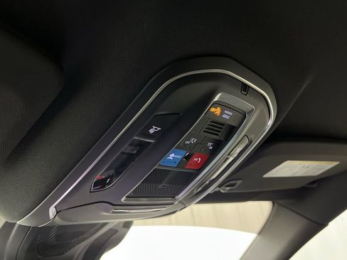 Used 2025 Dodge Charger R/T w/ Quick Order Package 25M R/T image 21