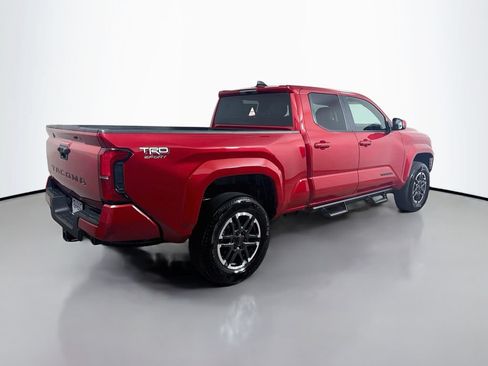 Used 2025 Toyota Tacoma TRD Sport AWD/4WD image 7