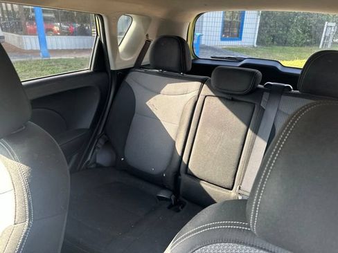Used 2018 Kia Soul + FWD image 14