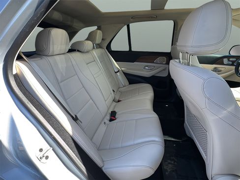 Certified 2024 Mercedes-Benz GLE 450 4MATIC image 25
