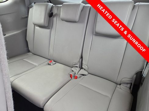 Used 2019 Toyota Highlander XLE image 10