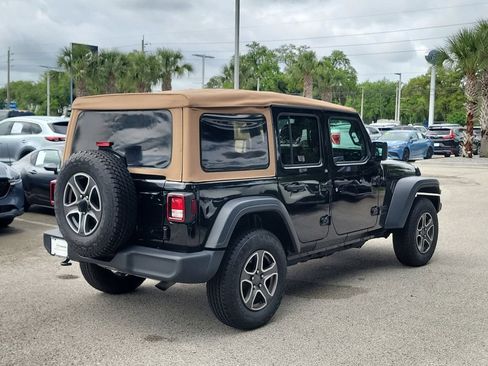 Used 2020 Jeep Wrangler Unlimited Sport AWD/4WD image 4