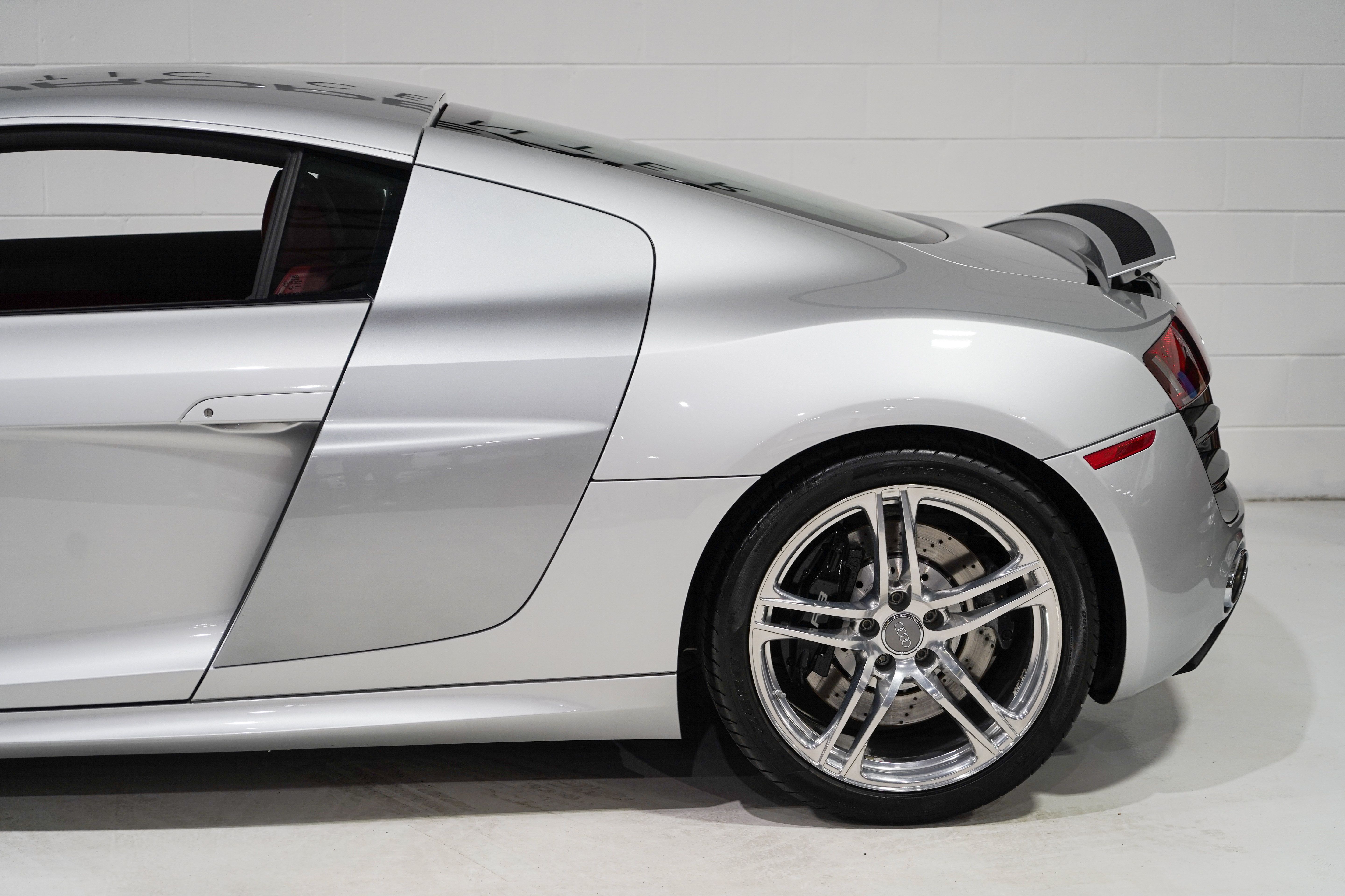 Used 2010 Audi R8 V10 AWD/4WD image 30
