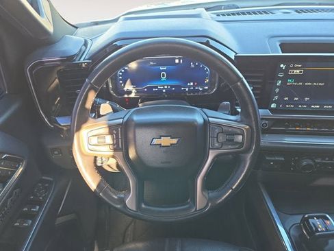 Used 2023 Chevrolet Silverado 1500 High Country w/ Technology Package image 12