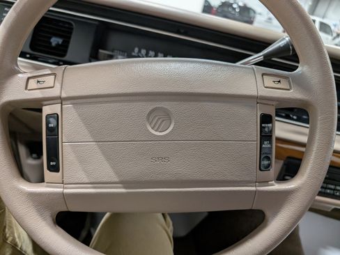 Used 1993 Mercury Grand Marquis GS RWD image 21