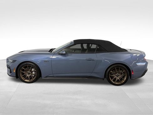 Used 2025 Ford Mustang GT Premium RWD image 11