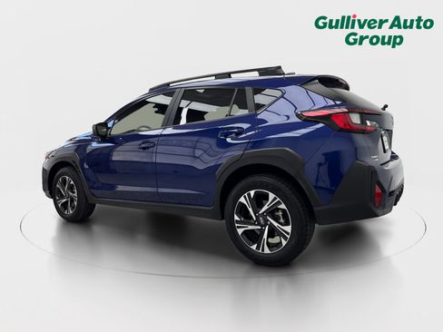 Used 2025 Subaru Crosstrek 2.5i Premium AWD/4WD image 4