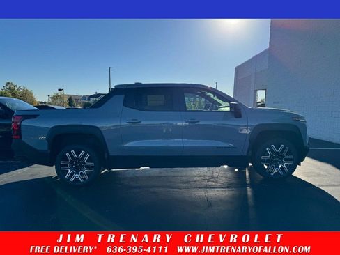 New 2026 Chevrolet Silverado EV W/T w/ LPO, Custom Package AWD/4WD image 1