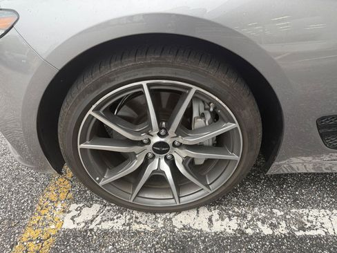 Used 2025 Genesis G70 2.5T image 30