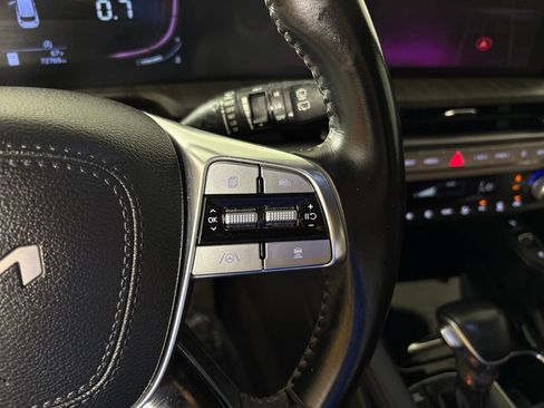Used 2023 Kia Telluride EX w/ EX Captain's Chair Package FWD image 21