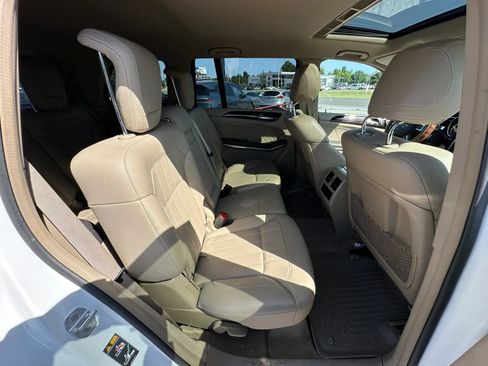 Used 2014 Mercedes-Benz GL 450 4MATIC image 14