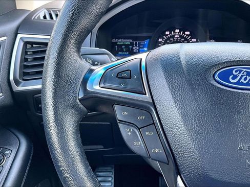 Used 2024 Ford Edge SEL AWD/4WD image 19