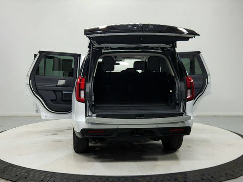 Used 2025 Ford Expedition Active AWD/4WD image 15