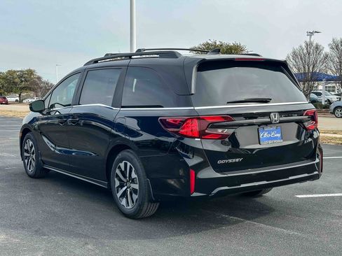New 2026 Honda Odyssey EX-L image 8