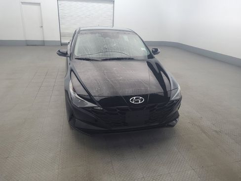 Used 2023 Hyundai Elantra SEL w/ Convenience Package FWD image 14