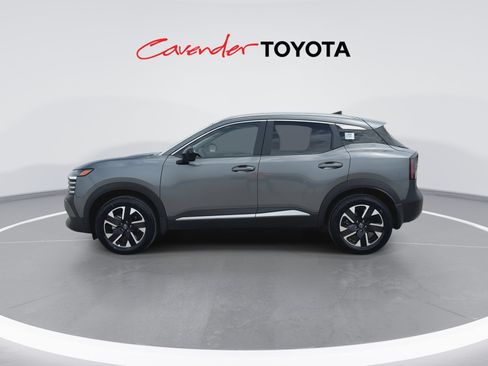 Used 2026 Nissan Kicks SV w/ SV Premium Package AWD/4WD image 5