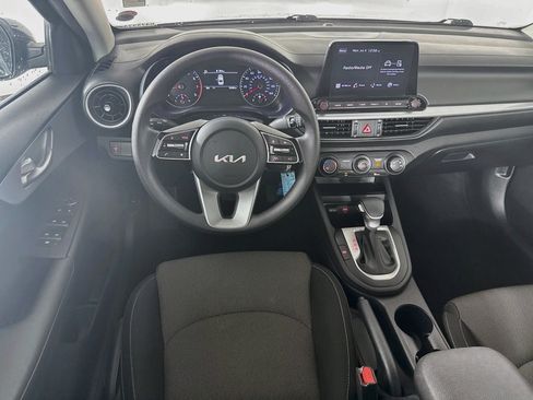 Used 2024 Kia Forte LXS FWD image 25