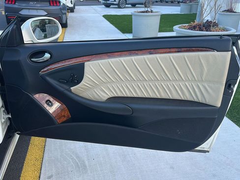 Used 2008 Mercedes-Benz CLK 350 Cabriolet image 15