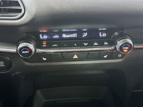 Used 2025 MAZDA CX-30 AWD 2.5 S w/ Preferred Package image 23