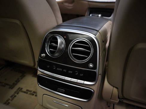 Used 2015 Mercedes-Benz S 63 AMG 4MATIC Sedan w/ Executive Rear Seat Package image 22