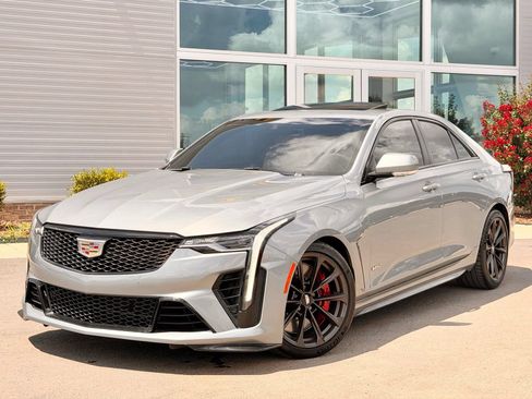 Used 2023 Cadillac CT4 V Blackwing w/ Driver Assist Package RWD image 4