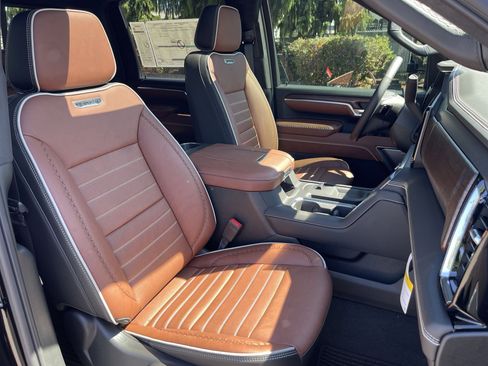 New 2025 GMC Sierra 3500 Denali Ultimate image 65