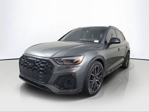 Used 2023 Audi SQ5 Premium Plus w/ Premium Plus Package AWD/4WD image 3