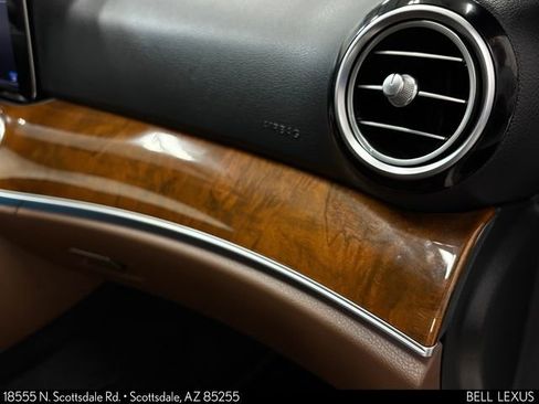 Used 2019 Mercedes-Benz E 300 image 30