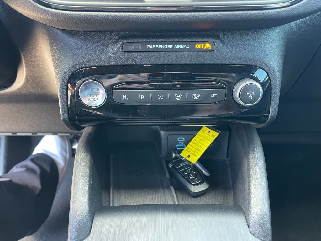 Used 2023 Ford Escape ST-Line Elite w/ Premium Technology Package AWD/4WD image 13
