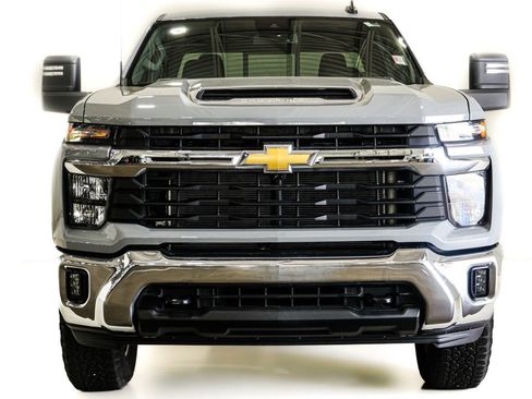 Used 2024 Chevrolet Silverado 2500 LT w/ All Star Edition AWD/4WD image 2