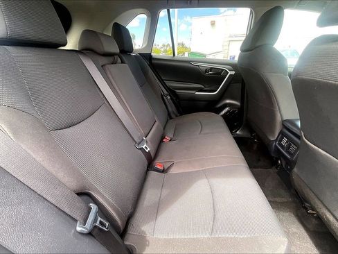 Used 2024 Toyota RAV4 LE AWD/4WD image 24