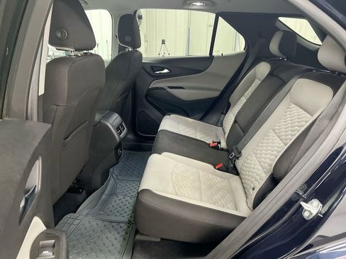 Used 2021 Chevrolet Equinox LS w/ LS Convenience Package FWD image 22