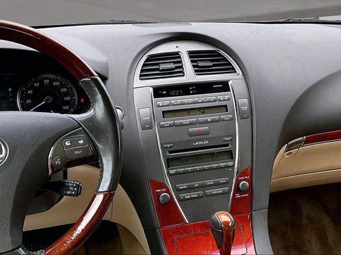 Used 2011 Lexus ES 350 FWD image 6